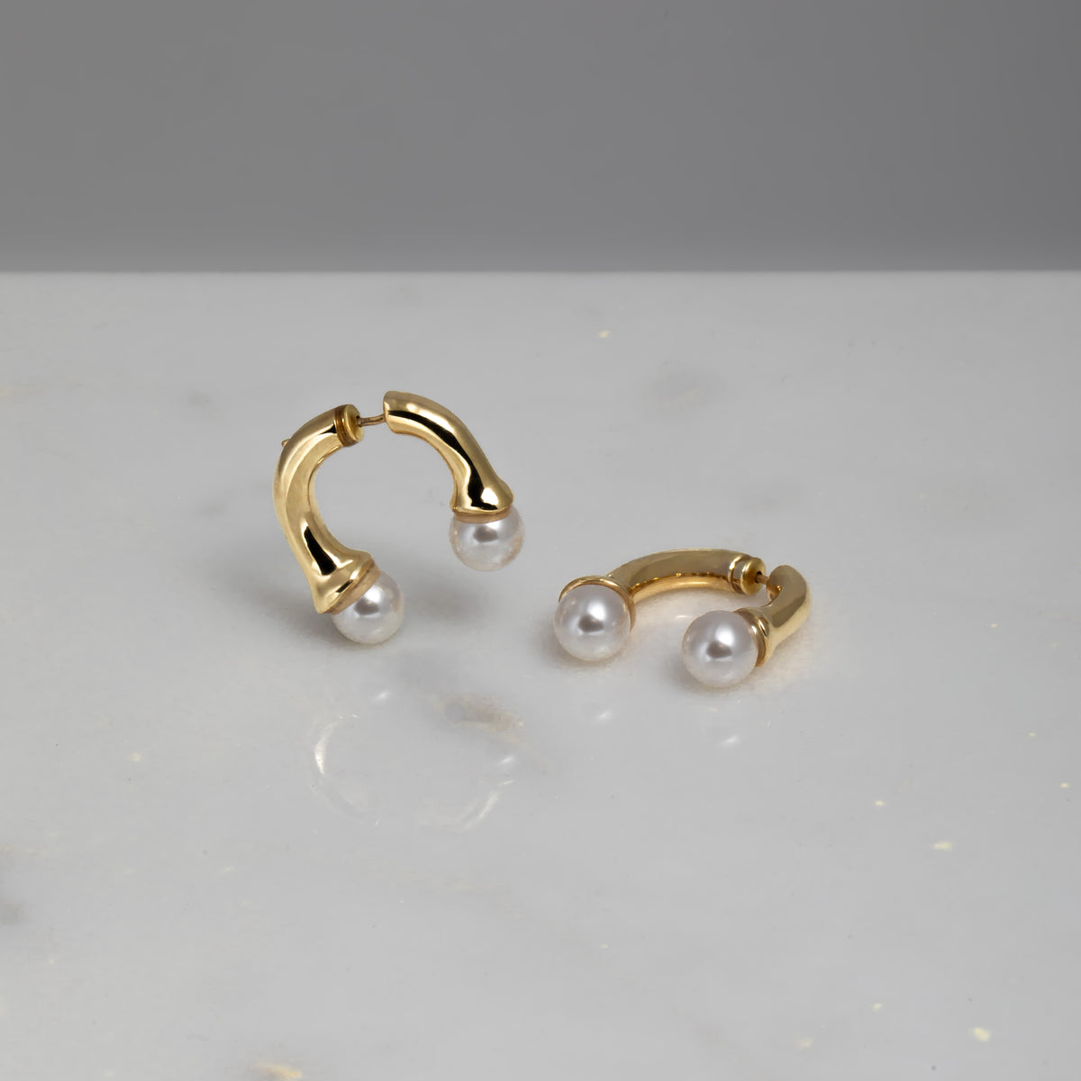 Orecchini Lily oro 18kt placcato con perle naturali